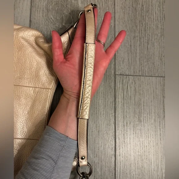 Coach Kristen purse handbag in beautiful pebbled leather. Pearlescent in EUC. - Picture 7 of 15